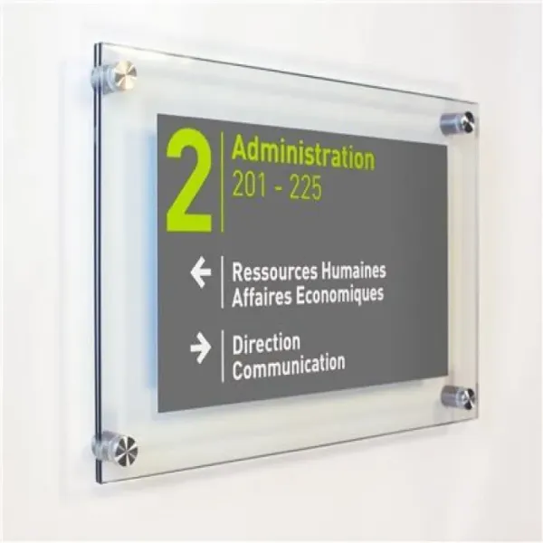 Plaque Plexiglas 8 mm - 90x70 cm